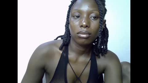 Snapshot of melanine_floral chatting on 01.22.25 Praiz online show from 01.22.25