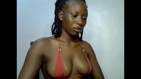 Snapshot of melanine_floral chatting on 01.27.25 Praiz online show from 01.27.25
