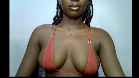 Snapshot of melanine_floral chatting on 01.27.25 Praiz online show from 01.27.25