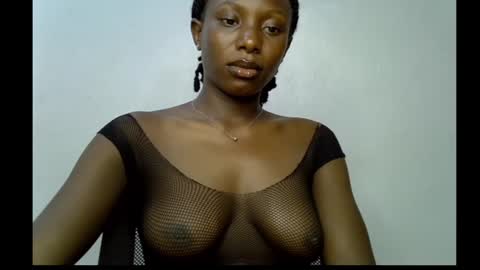 Snapshot of melanine_floral chatting on 01.29.25 Praiz online show from 01.29.25