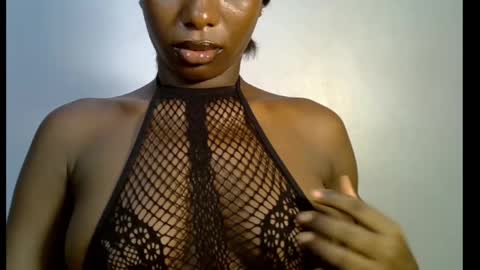 Snapshot of melanine_floral chatting on 02.09.25 Praiz online show from 02.09.25