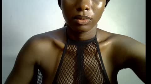 Snapshot of melanine_floral chatting on 02.13.25 Praiz online show from 02.13.25