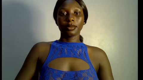 Snapshot of melanine_floral chatting on 02.17.25 Praiz online show from 02.17.25