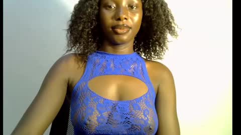 Snapshot of melanine_floral chatting on 02.23.25 Praiz online show from 02.23.25