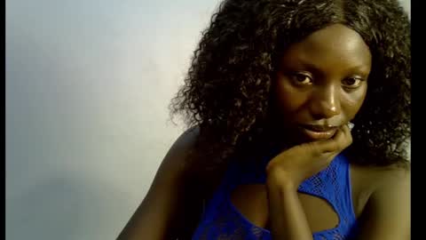 Snapshot of melanine_floral chatting on 02.23.25 Praiz online show from 02.23.25