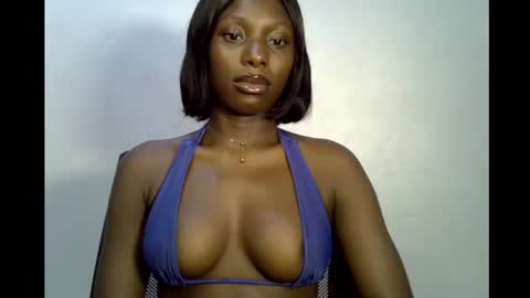 Snapshot of melanine_floral chatting on 02.27.25 Praiz online show from 02.27.25