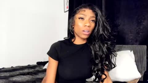 Snapshot of melaninmelanix chatting on 07.14.26 melaninmelanix online show from 07.14.26