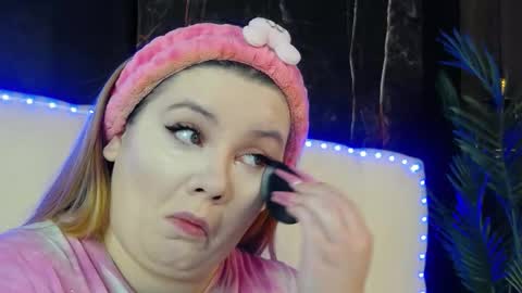 melanniebrown online show from 03.11.26