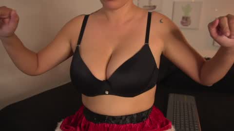 melany online show from 12.04.24