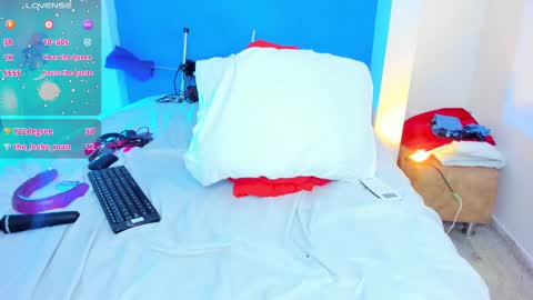 Snapshot of melanyvega_ chatting on 02.18.25 Melany online show from 02.18.25