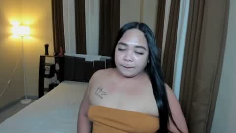 Snapshot of melayfoxx chatting on 03.17.26 melayfoxx online show from 03.17.26