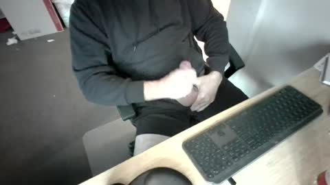 melbguy_075 online show from 06.18.26
