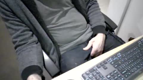 melbguy_075 online show from 08.02.26