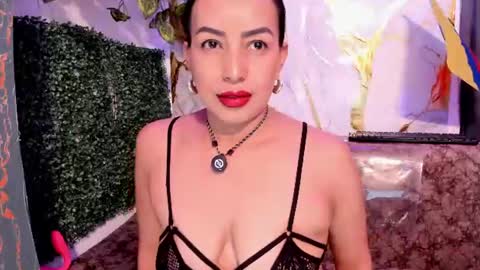 Snapshot of meleekxxx chatting on 06.26.26 MeleekXXX online show from 06.26.26