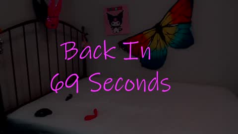 Snapshot of melhoho chatting on 12.05.24 Snow Hobot online show from 12.05.24