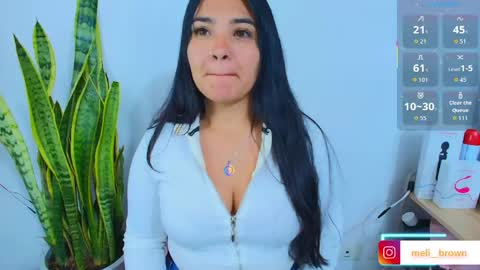    Independent model online show from 05.31.26