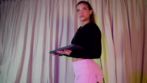 MelinaSmith  online show from 06.11.26