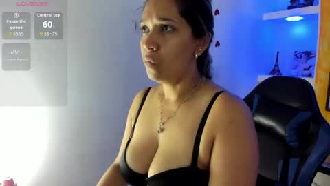 Snapshot of melisa_14 chatting on 05.23.26 Melisa online show from 05.23.26