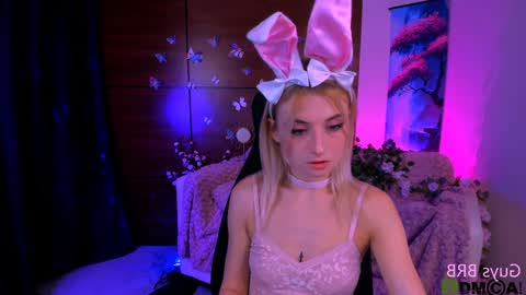 Snapshot of melisa_white1 chatting on 01.02.25 Melisa online show from 01.02.25