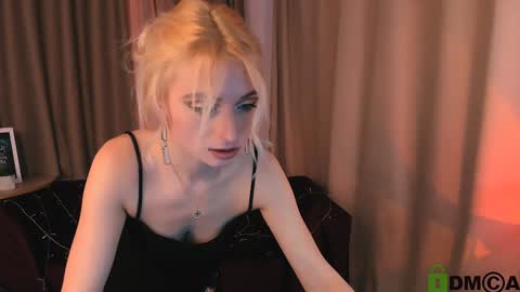 Snapshot of melisa_white1 chatting on 01.25.25 Melisa online show from 01.25.25