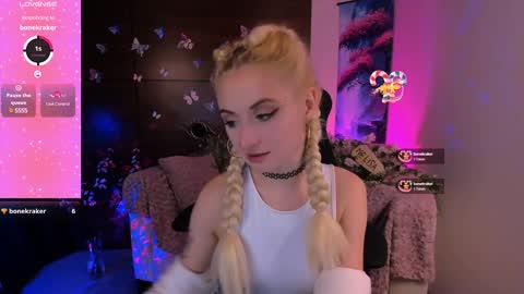 Snapshot of melisa_white1 chatting on 02.03.25 Melisa online show from 02.03.25