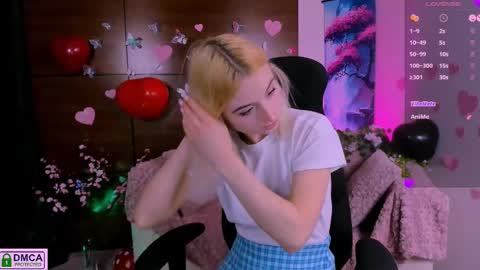 Snapshot of melisa_white1 chatting on 02.18.25 Melisa online show from 02.18.25