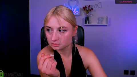 Snapshot of melisa_white1 chatting on 07.22.26 Melisa online show from 07.22.26