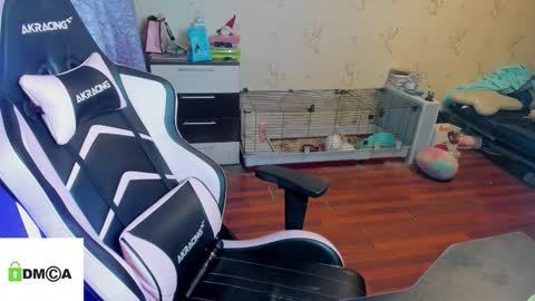 melisanilson online show from 02.08.26