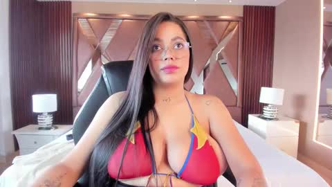 Snapshot of melisasotoo chatting on 10.01.25 Melissa Everyday From 1430 to 2130 Col Time online show from 10.01.25