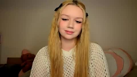 Mel or Lissa 3 Welcome here online show from 06.18.26