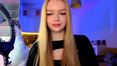 Mel or Lissa 3 Welcome here online show from 07.03.26