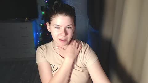 Snapshot of melissa__ray chatting on 12.20.24 Melissa  Ray online show from 12.20.24
