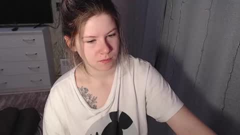 Snapshot of melissa__ray chatting on 01.31.25 Melissa  Ray online show from 01.31.25