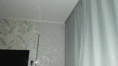 Snapshot of melissa__ray chatting on 02.04.25 Melissa  Ray online show from 02.04.25