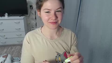 Snapshot of melissa__ray chatting on 02.12.25 Melissa  Ray online show from 02.12.25