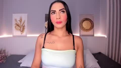 M E L I S S A online show from 07.16.26
