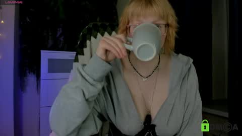 Melissa online show from 04.16.26