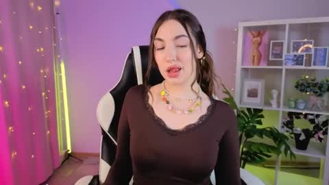 Snapshot of melissachaarm_ chatting on 05.24.26 Melissa online show from 05.24.26