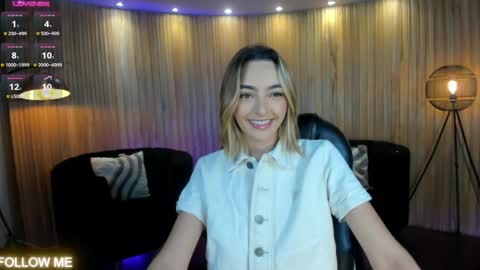 Snapshot of melissamoore_ chatting on 05.03.26 Call me Meli online show from 05.03.26
