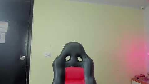    online show from 02.06.26