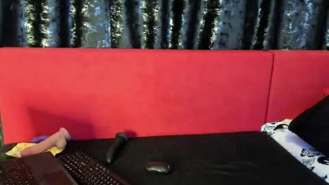 Snapshot of melizs chatting on 12.02.24 Melissa online show from 12.02.24