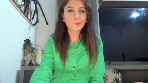 Snapshot of mellbell_ chatting on 03.12.25 MellyMell  online show from 03.12.25