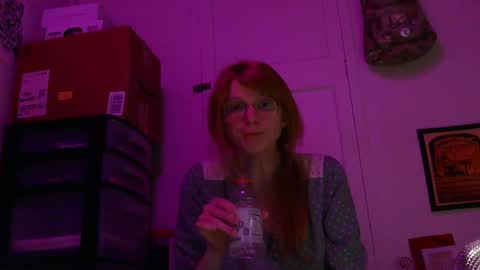 Snapshot of mellifluenced chatting on 01.19.25 Mellifluenced online show from 01.19.25