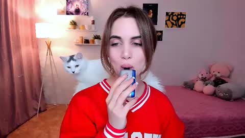 Snapshot of mellifluoustess chatting on 02.24.25 Tessa online show from 02.24.25