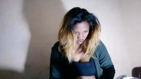 Snapshot of mellissia02 chatting on 07.18.26 mellissa online show from 07.18.26