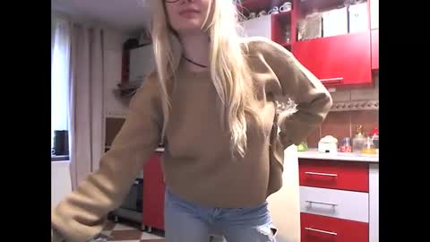 Melly online show from 04.15.26