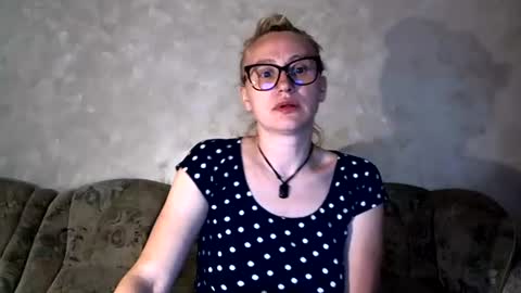 Melly online show from 06.14.26