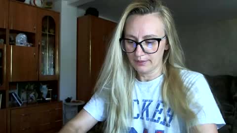 Melly online show from 06.29.26
