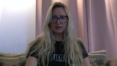 Melly online show from 07.08.26
