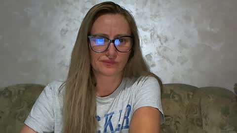 Melly online show from 07.21.26